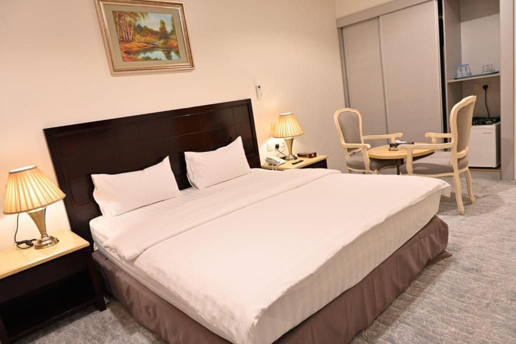 Al Furat Madayin Hotel Rijad Zewnętrze zdjęcie